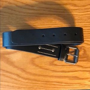 NWT! Lands’ End black leather belt. Size 36